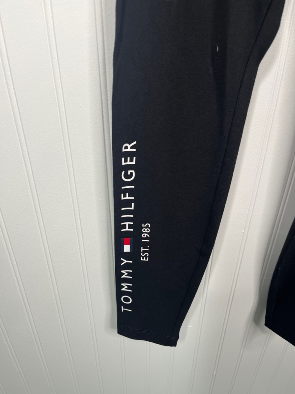 4. Sporty Spice Bundle Tommy Hilfiger Columbia and Pink VS - Picture 3 of 12